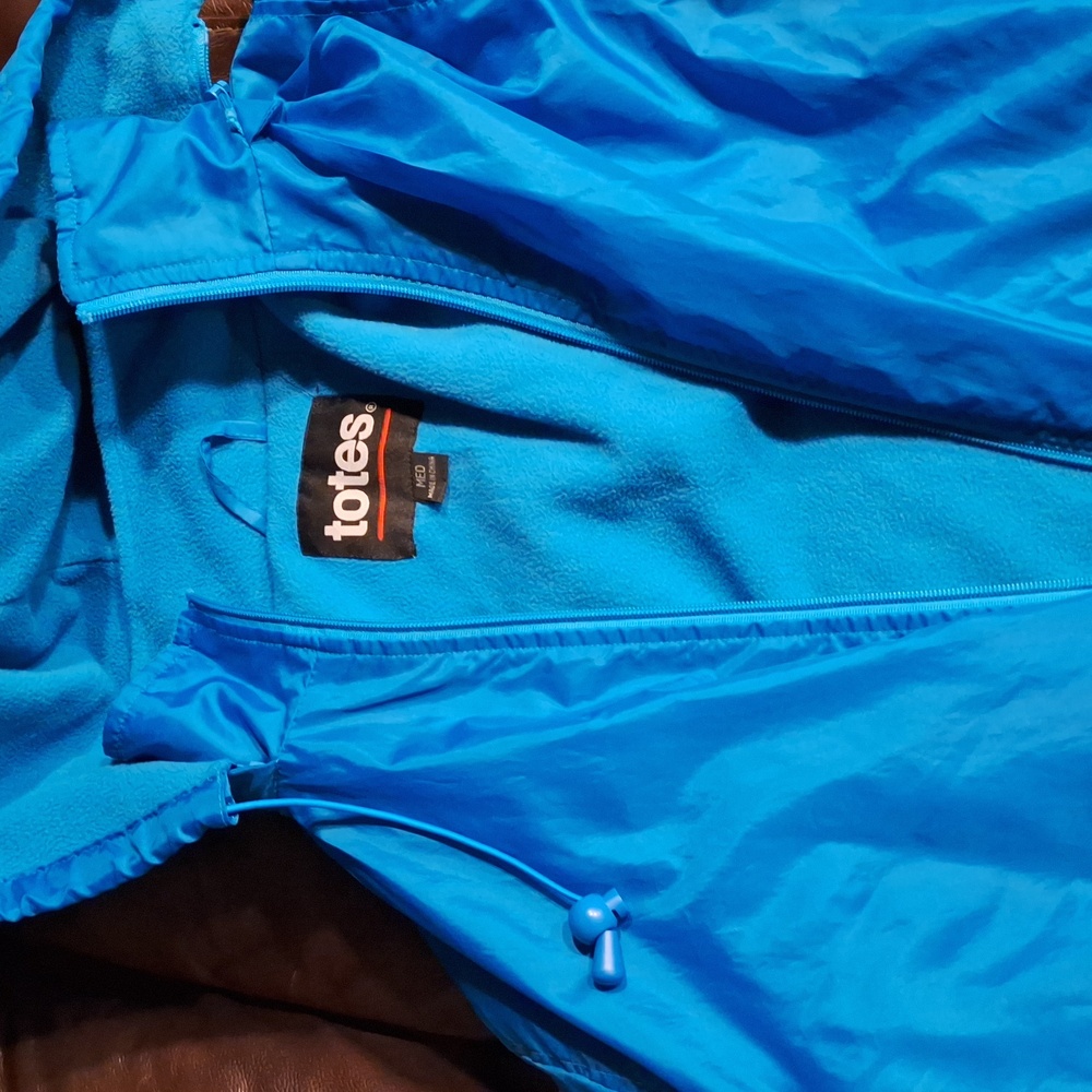 Totes Jacket - Picture 2 of 9